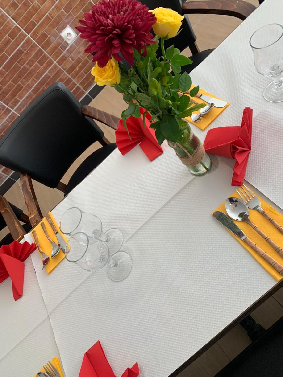 Hotel & Restaurant Isvara Breteuil Dış mekan fotoğraf