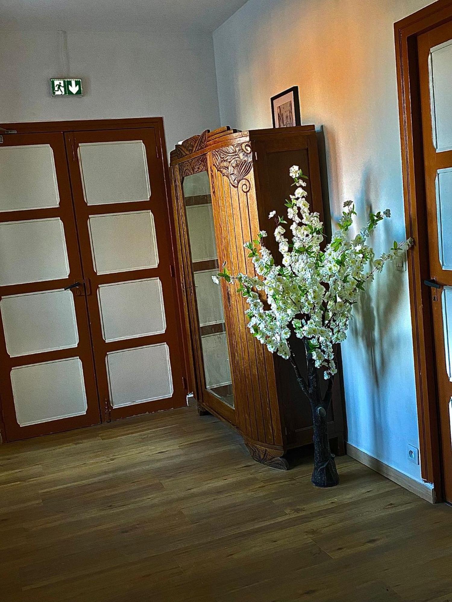 Hotel & Restaurant Isvara Breteuil Dış mekan fotoğraf