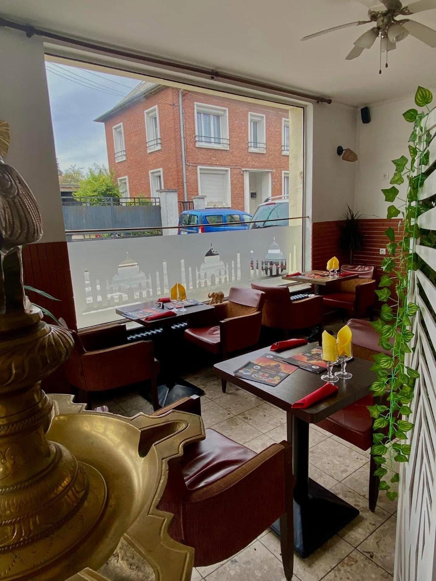 Hotel & Restaurant Isvara Breteuil Dış mekan fotoğraf