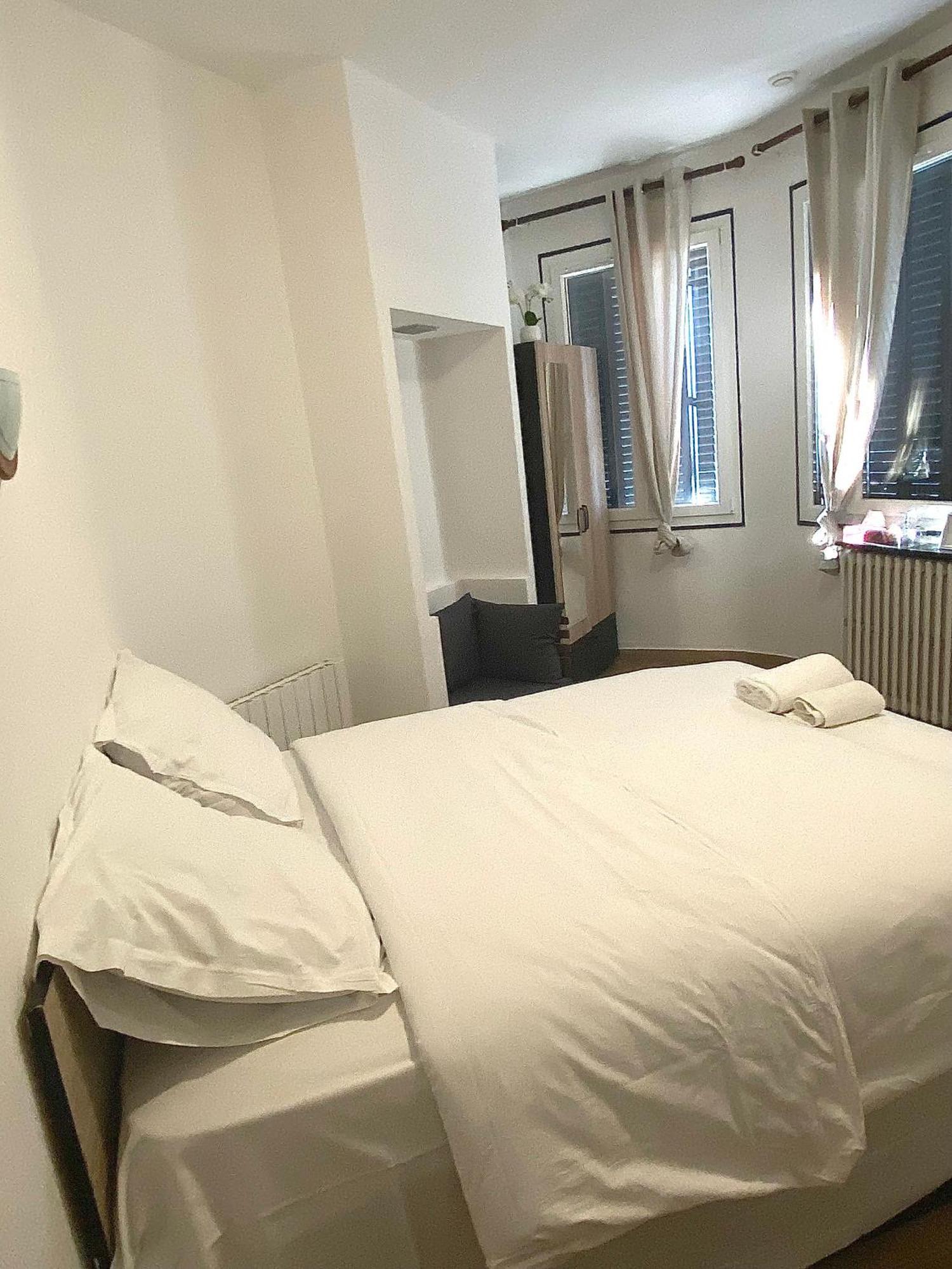Hotel & Restaurant Isvara Breteuil Dış mekan fotoğraf