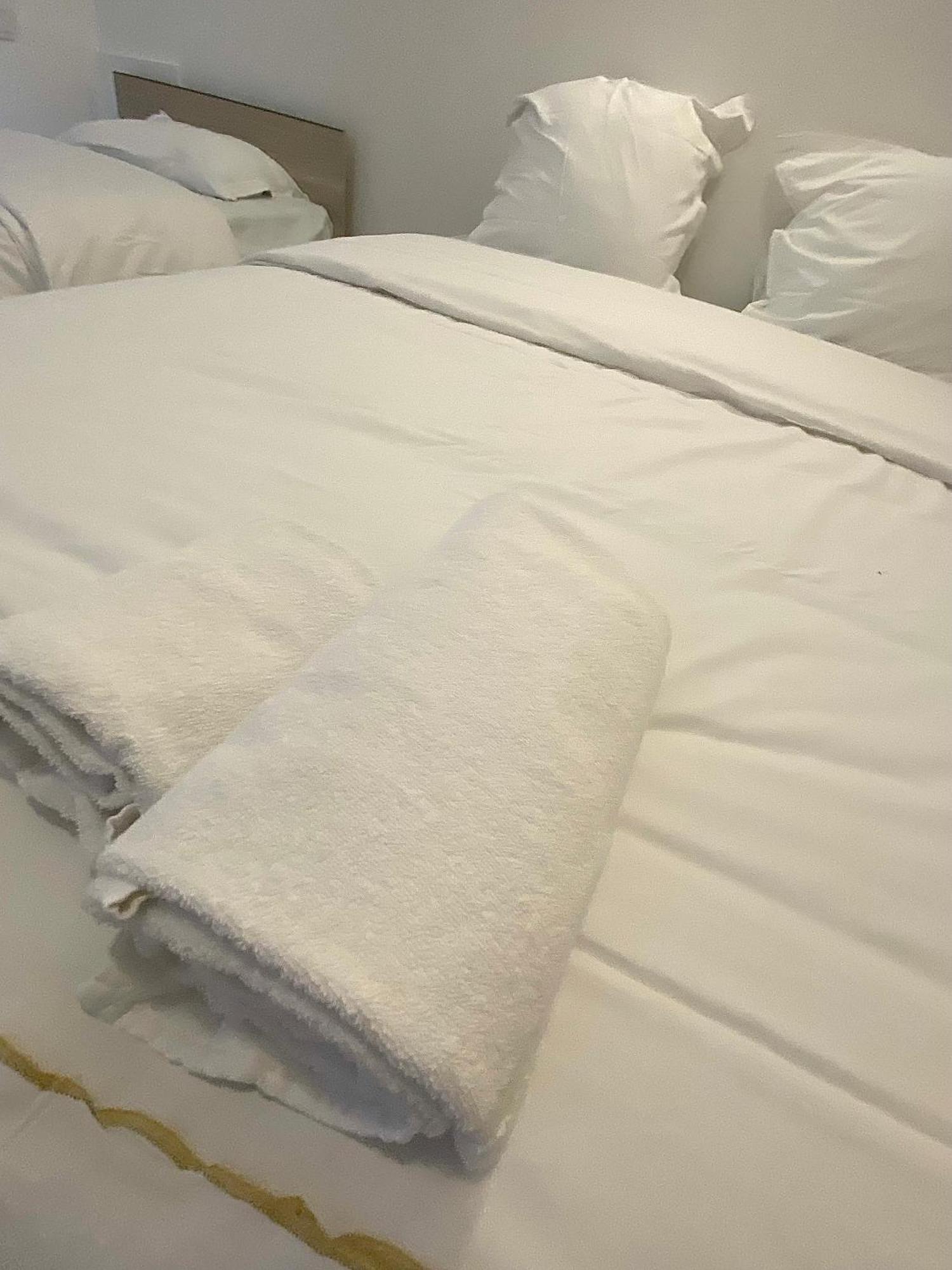 Hotel & Restaurant Isvara Breteuil Dış mekan fotoğraf